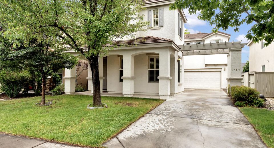 1784 Back Country Road, Reno, NV 89521 Photo