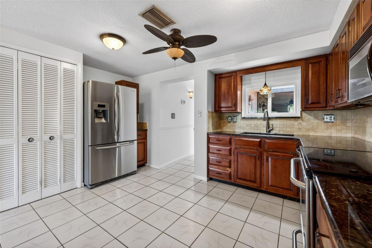 3911 16th Avenue N, Saint Petersburg, FL 33713 Photo