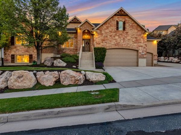 577 S RIDGE TOP LN E, North Salt Lake, UT 84054