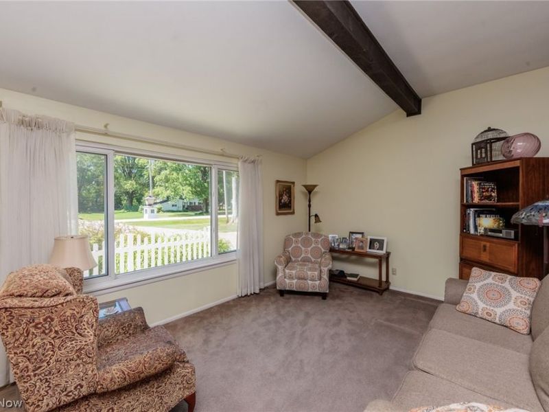1421 Driftwood Lane, Macedonia, OH 44056 Photo 3