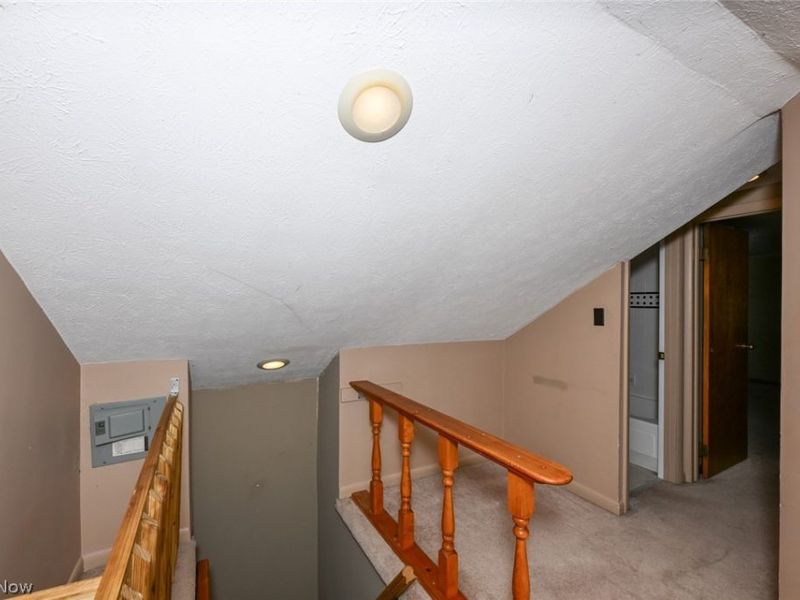 145 Edgewood Drive, Berea, OH 44017 Photo 18