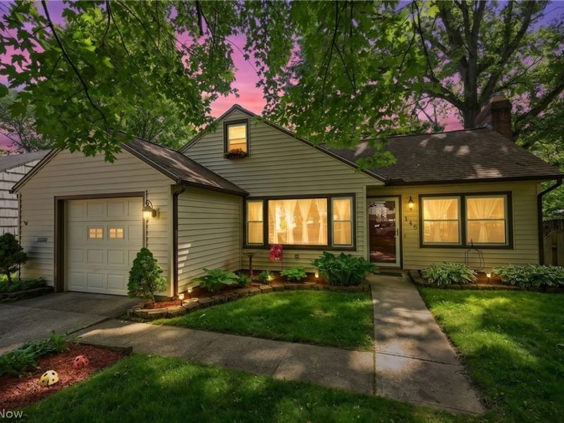 145 Edgewood Drive, Berea, OH 44017 Photo 2