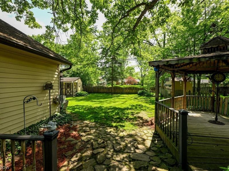145 Edgewood Drive, Berea, OH 44017 Photo 29