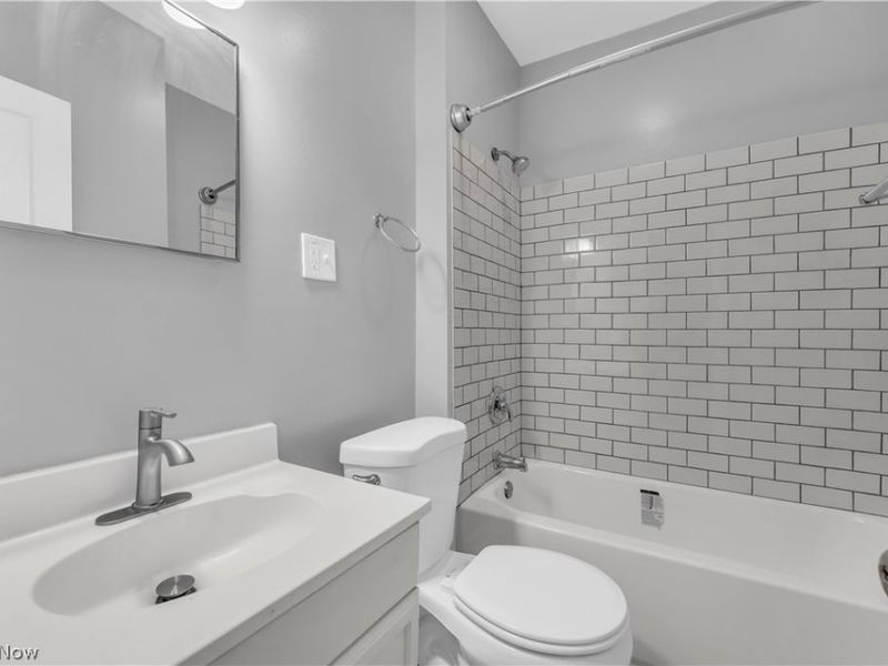 4700 Rockwood Road , Unit 2/UP, Garfield Heights, OH 44125 Photo 16
