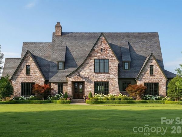 22035 Endor Way, Davidson, NC 28036