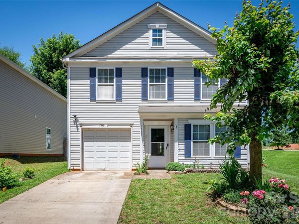 7343 Fox Point Drive, Charlotte, NC 28269