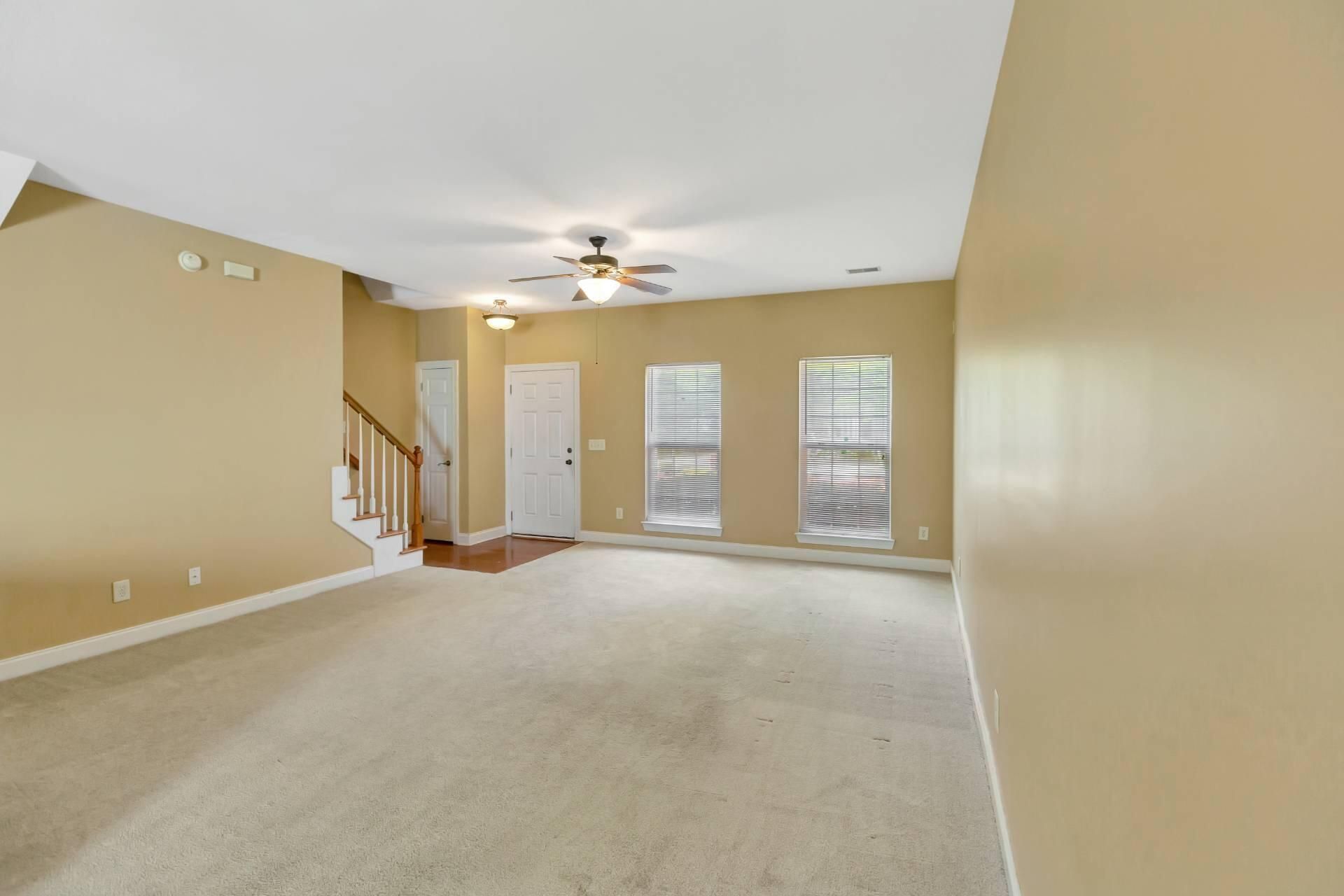 126 Tuscany Court Photo 5