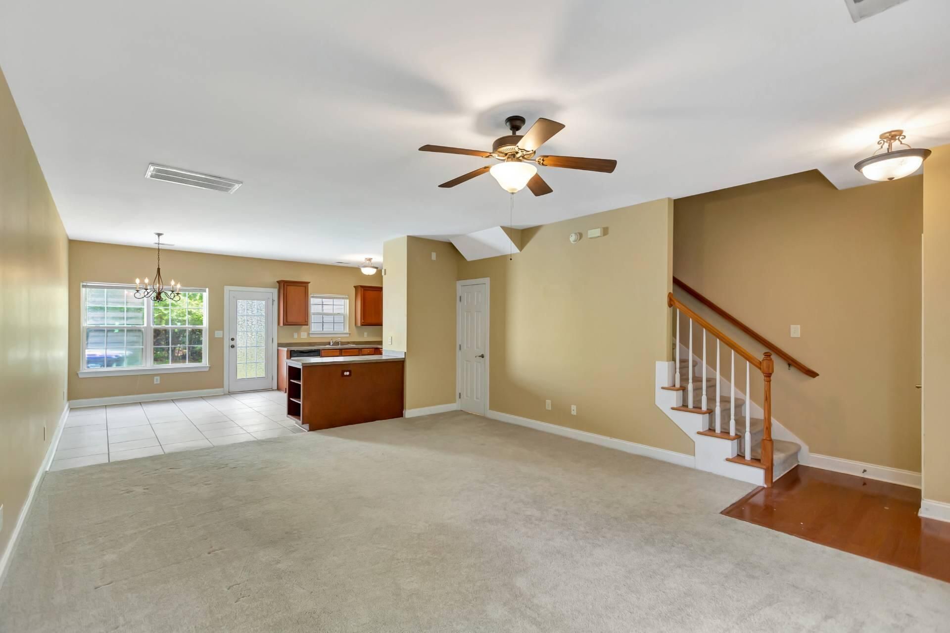 126 Tuscany Court Photo 7