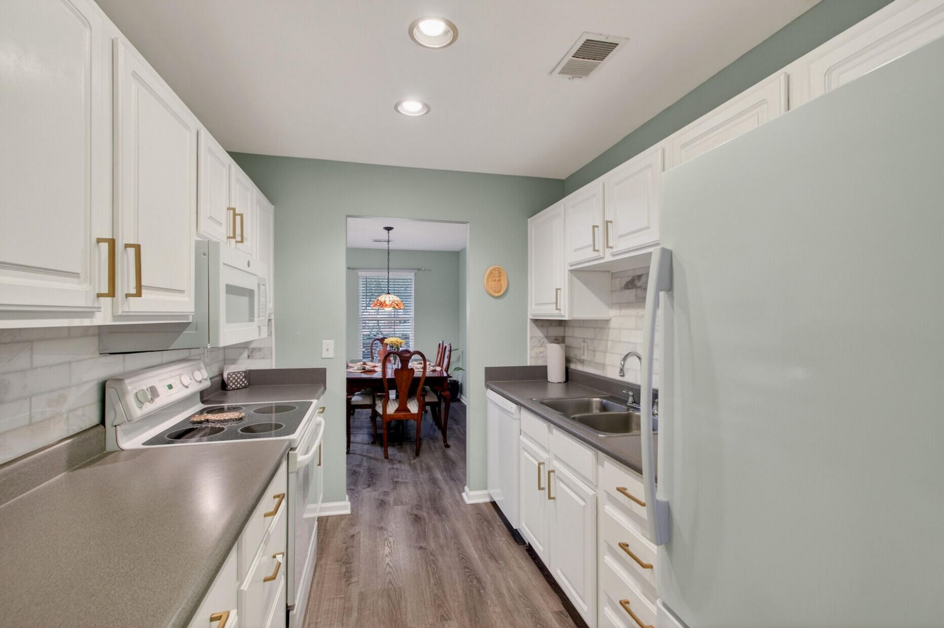 1407 Amanda Park Lane Photo 10
