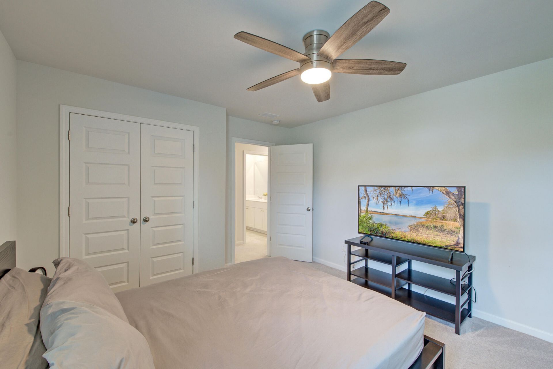 625 Jancus Street Photo 32