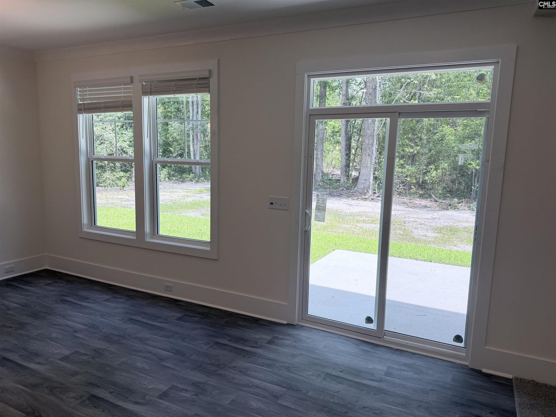 110 Raglins Way  Photo 18