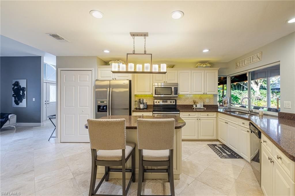 11481 Bent Pine Dr , Fort Myers, FL 33913 Photo