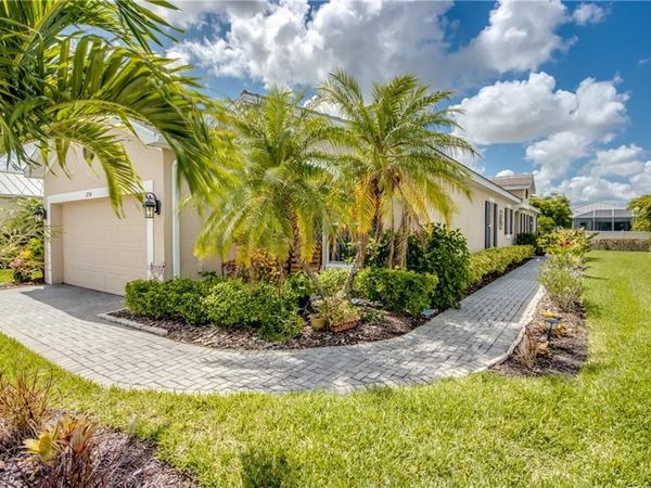2734 Vareo CT , CAPE CORAL, FL 33991
