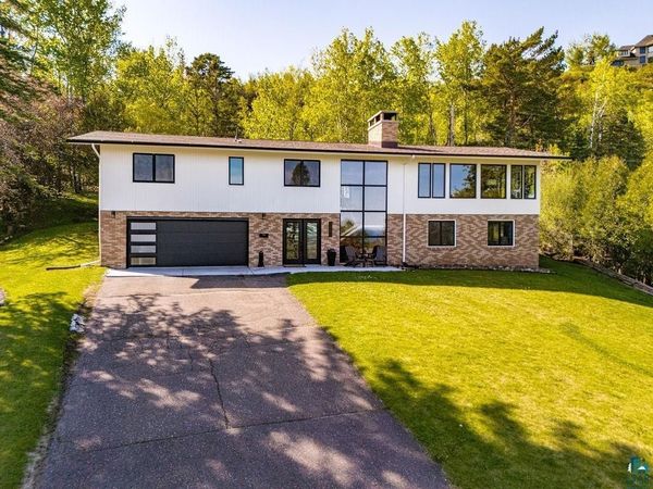 3801 Rockview Court, Duluth, MN 55804