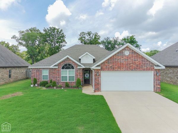 5615 Creekview Drive, Jonesboro, AR 72404
