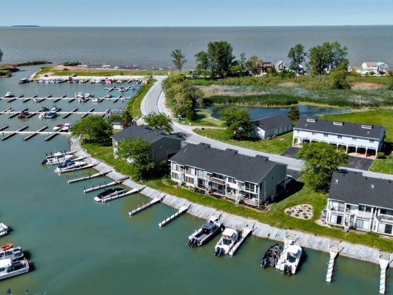 6512 N Harris Harbor Drive, Oak Harbor, OH 43449 Photo 12