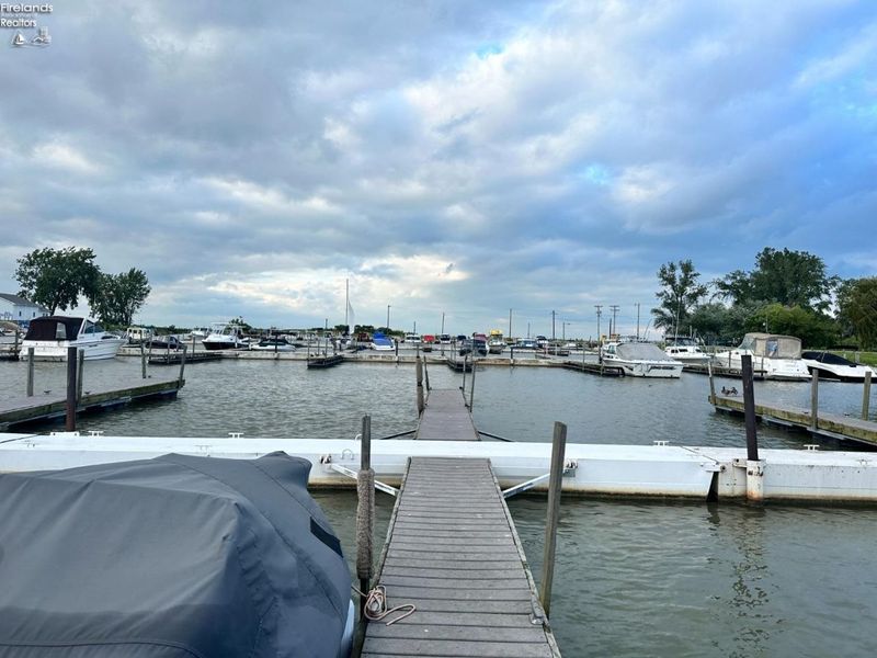 6512 N Harris Harbor Drive, Oak Harbor, OH 43449 Photo 22