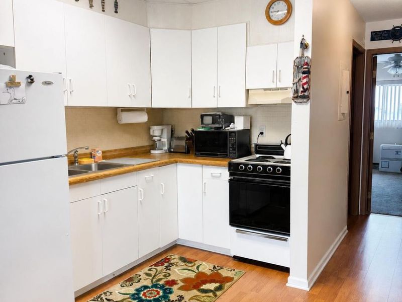 6512 N Harris Harbor Drive, Oak Harbor, OH 43449 Photo 5