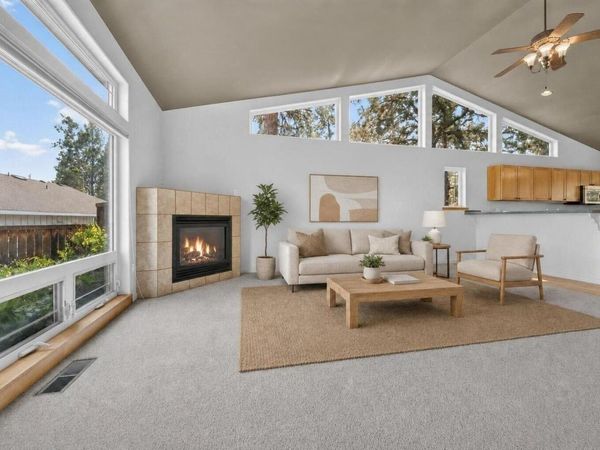 1652 NE Redrose Court, Bend, OR 97701