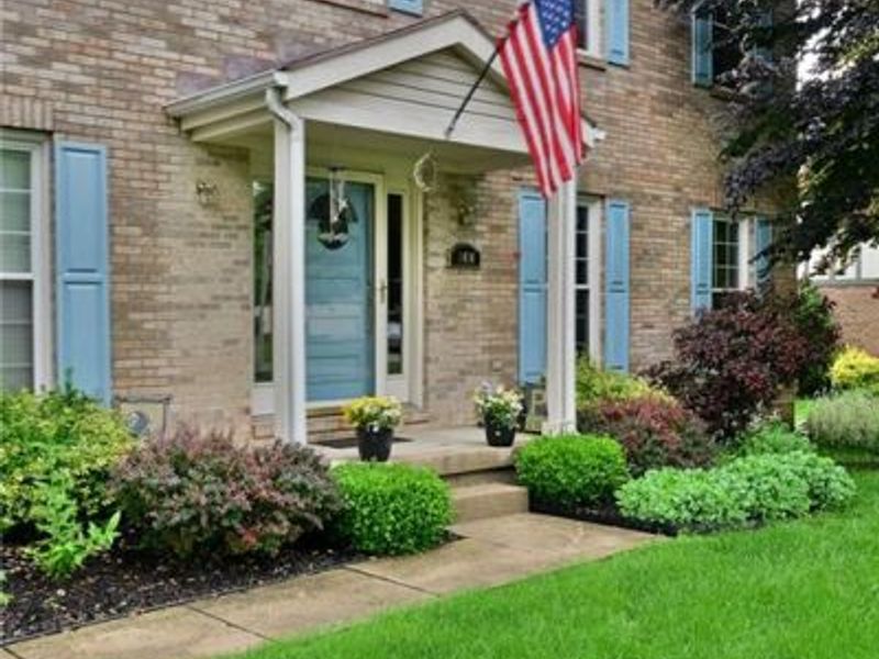 2424 Rockingham Drive, Troy, OH 45373 Photo 2
