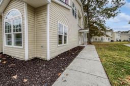 166 Grand Oaks Drive photo 4