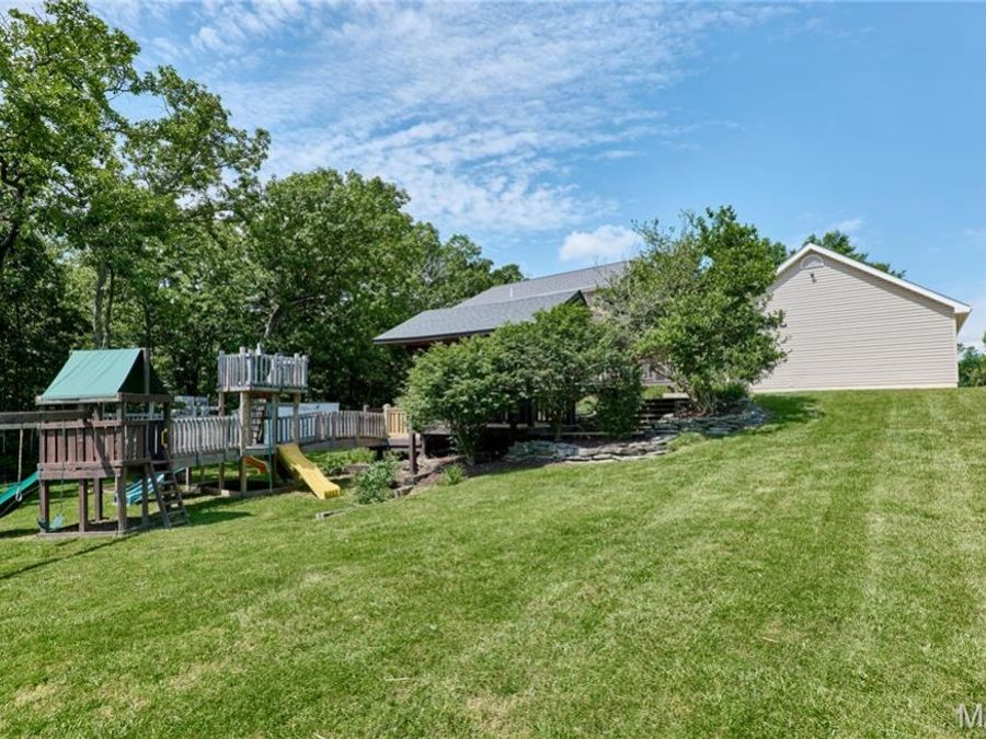 Property Image 95