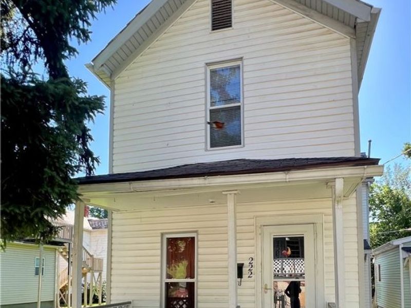 222 Elm Street , Marietta, OH 45750 Photo 1