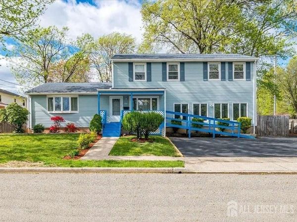 84 Orange Street, Woodbridge, NJ 07095