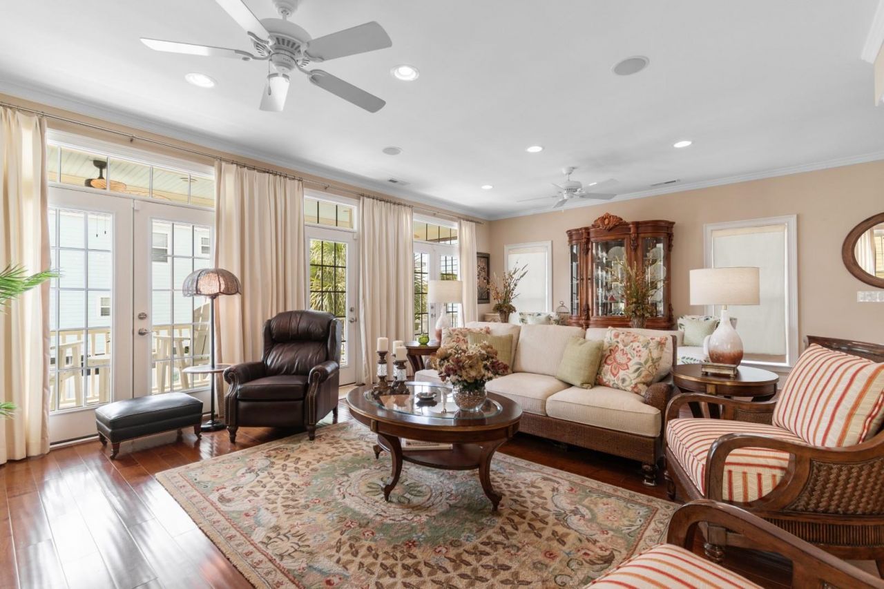 1605 N Dogwood Dr.  Photo 11