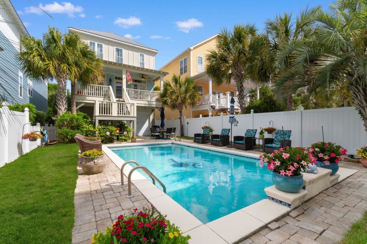 1605 N Dogwood Dr.  Photo 35