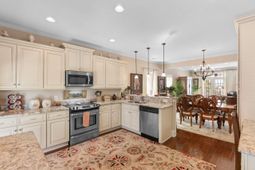 1605 N Dogwood Dr.  photo 4