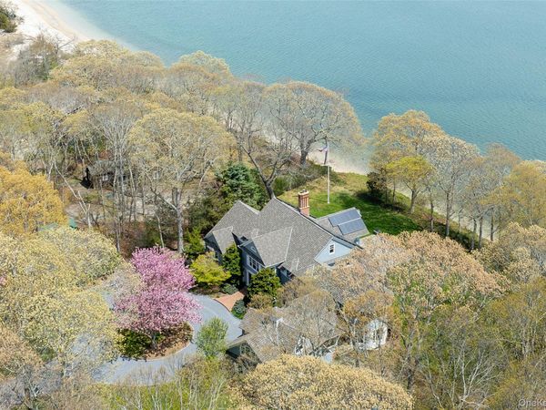 5055 New Suffolk Road , Cutchogue, NY 11956