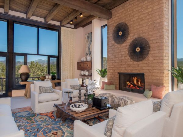 119 Circle Drive , Santa Fe, NM 87501
