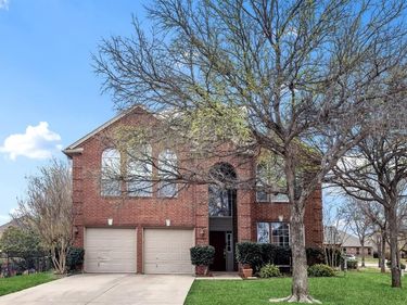4116 Walnut Creek Court, Fort Worth, TX 76137