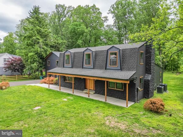 11 STOOPVILLE ROAD, NEWTOWN, PA 18940