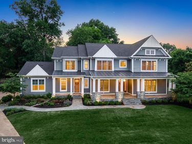7820 CALPURNIA COURT , MCLEAN, VA 22102