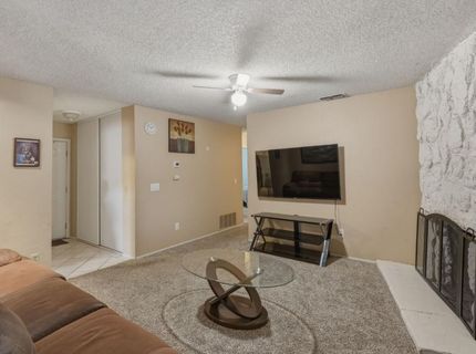 5509 Eagle View Way, Sacramento, CA 95842 Photo