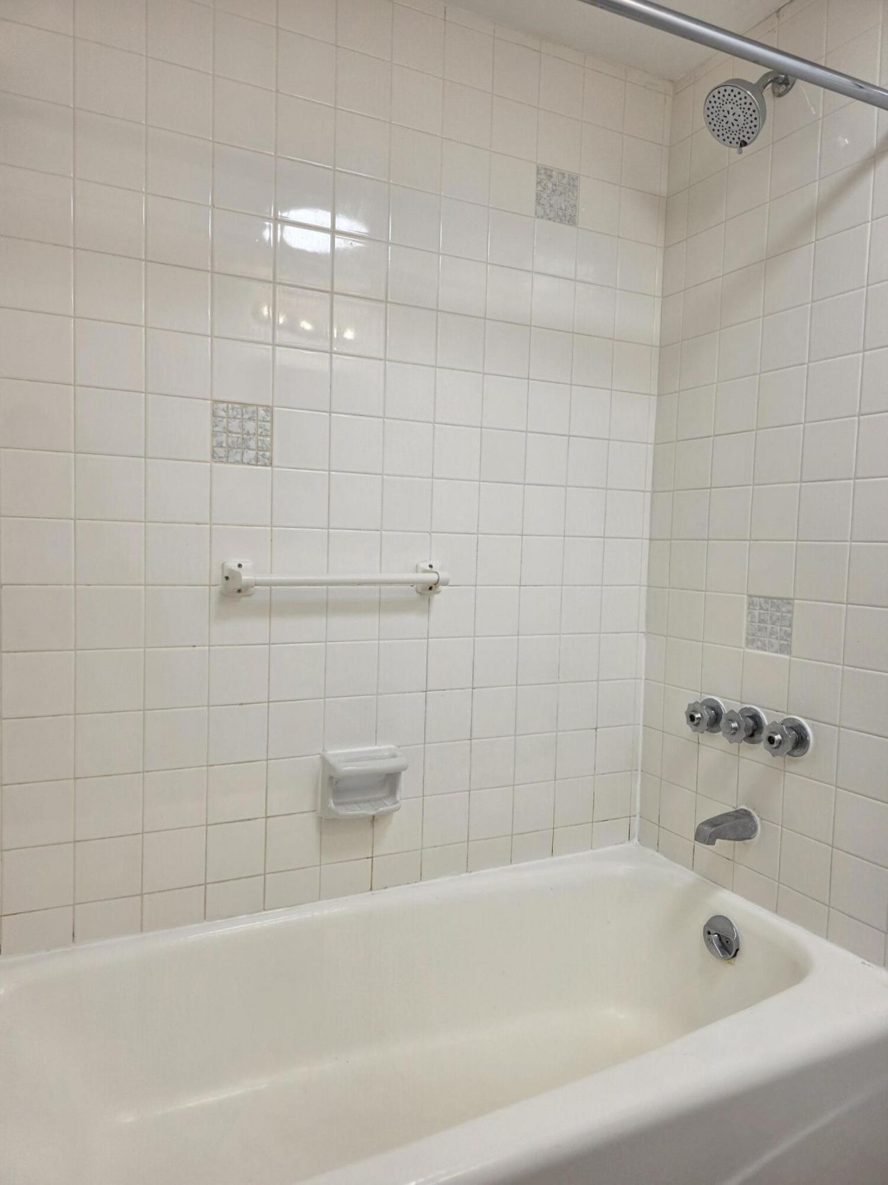 640 SE 2nd Avenue, Unit 111, Boynton Beach, FL 33435 Photo