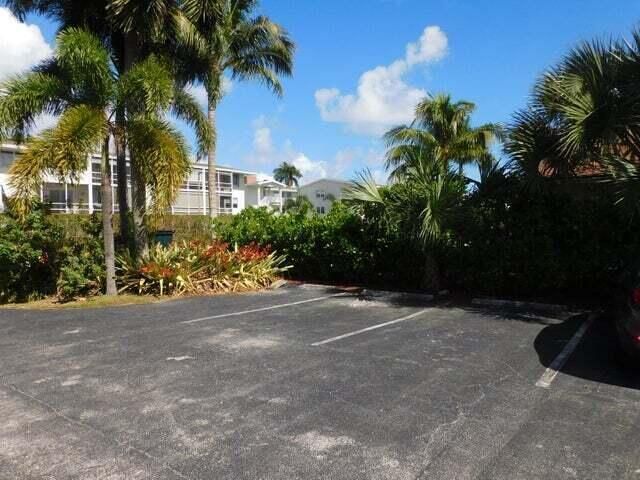 640 SE 2nd Avenue, Unit 111, Boynton Beach, FL 33435 Photo
