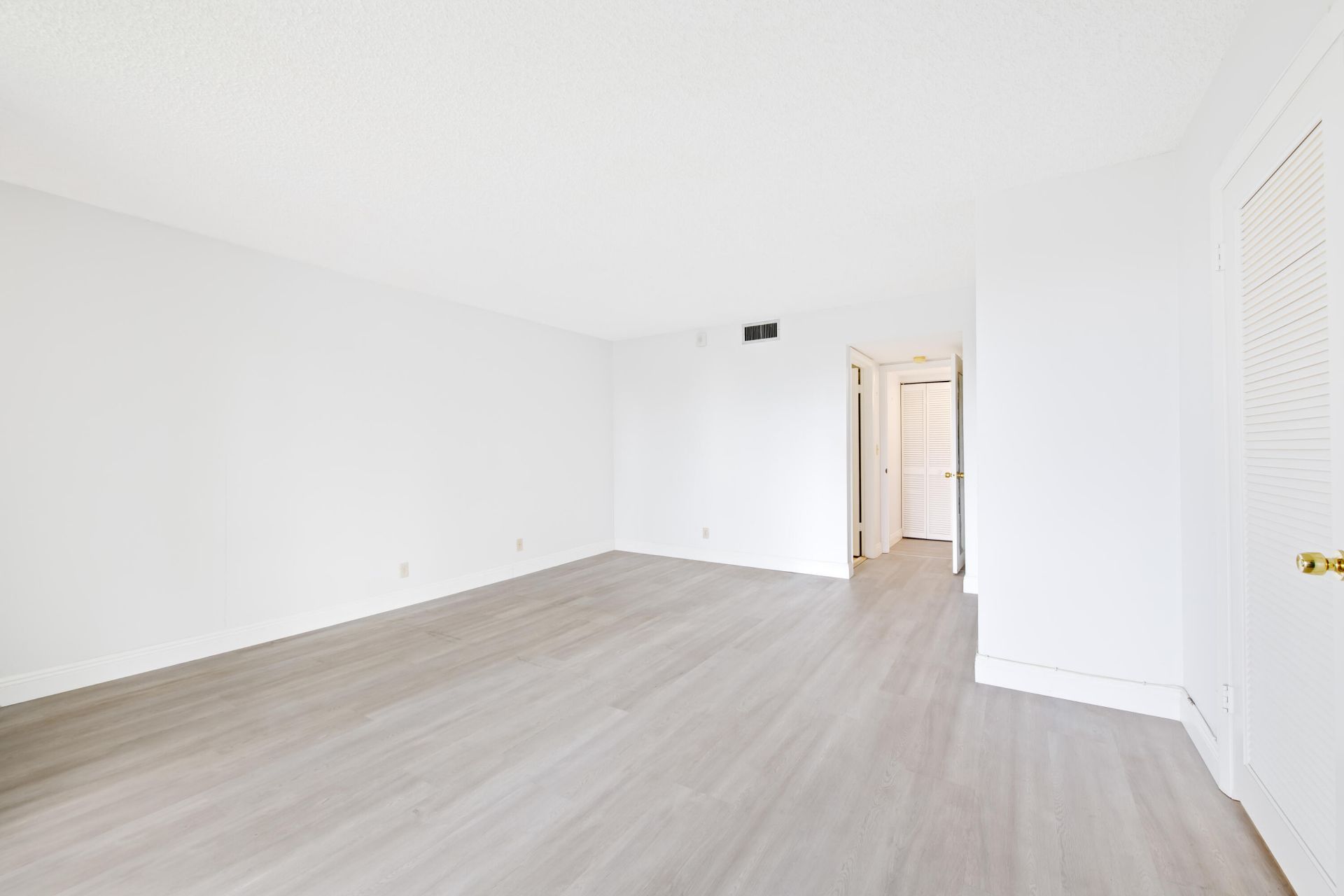 799 Jeffery Street, Unit 201, Boca Raton, FL 33487 Photo