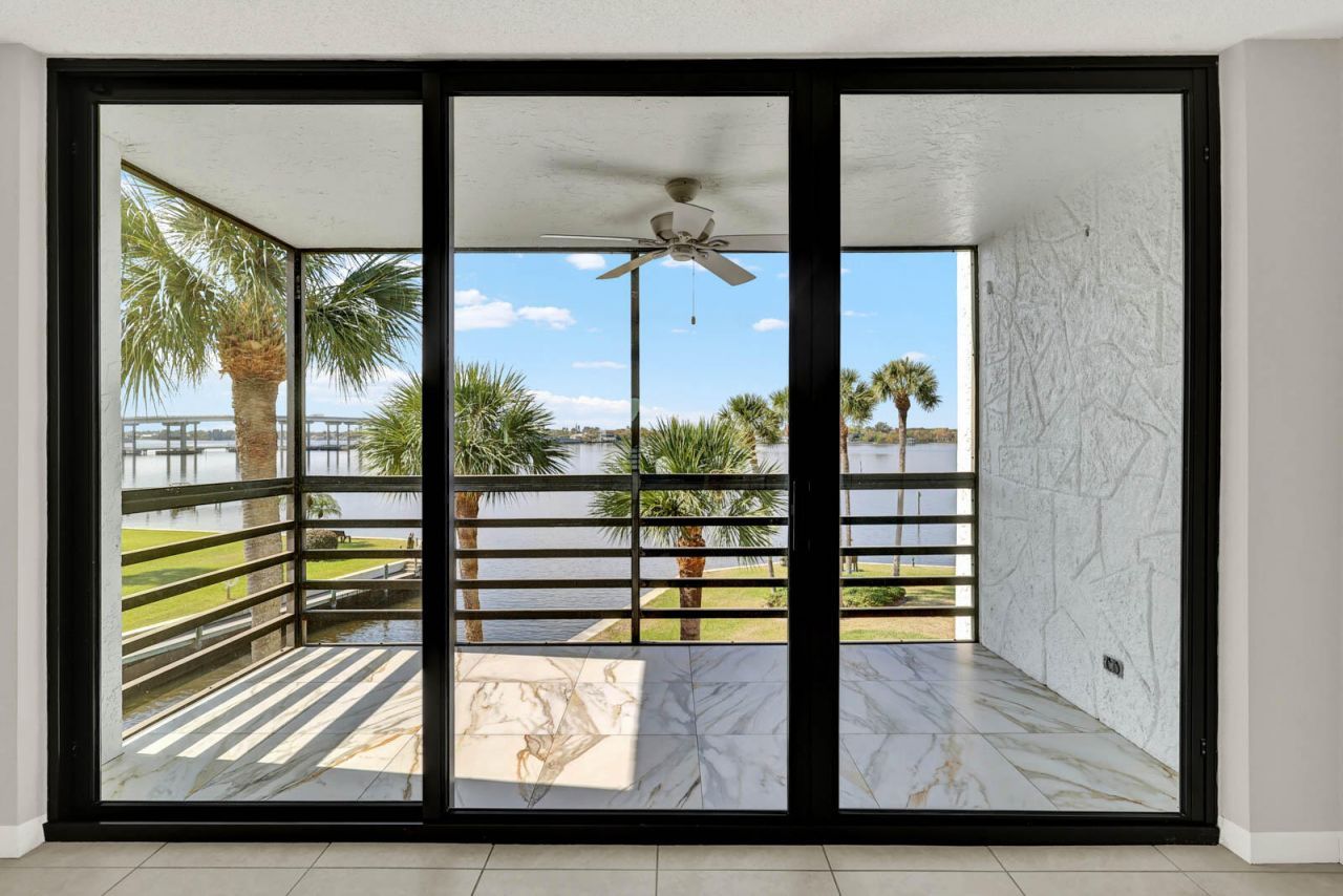 1950 SW Palm City Road, Unit 13-301, Stuart, FL 34994 Photo