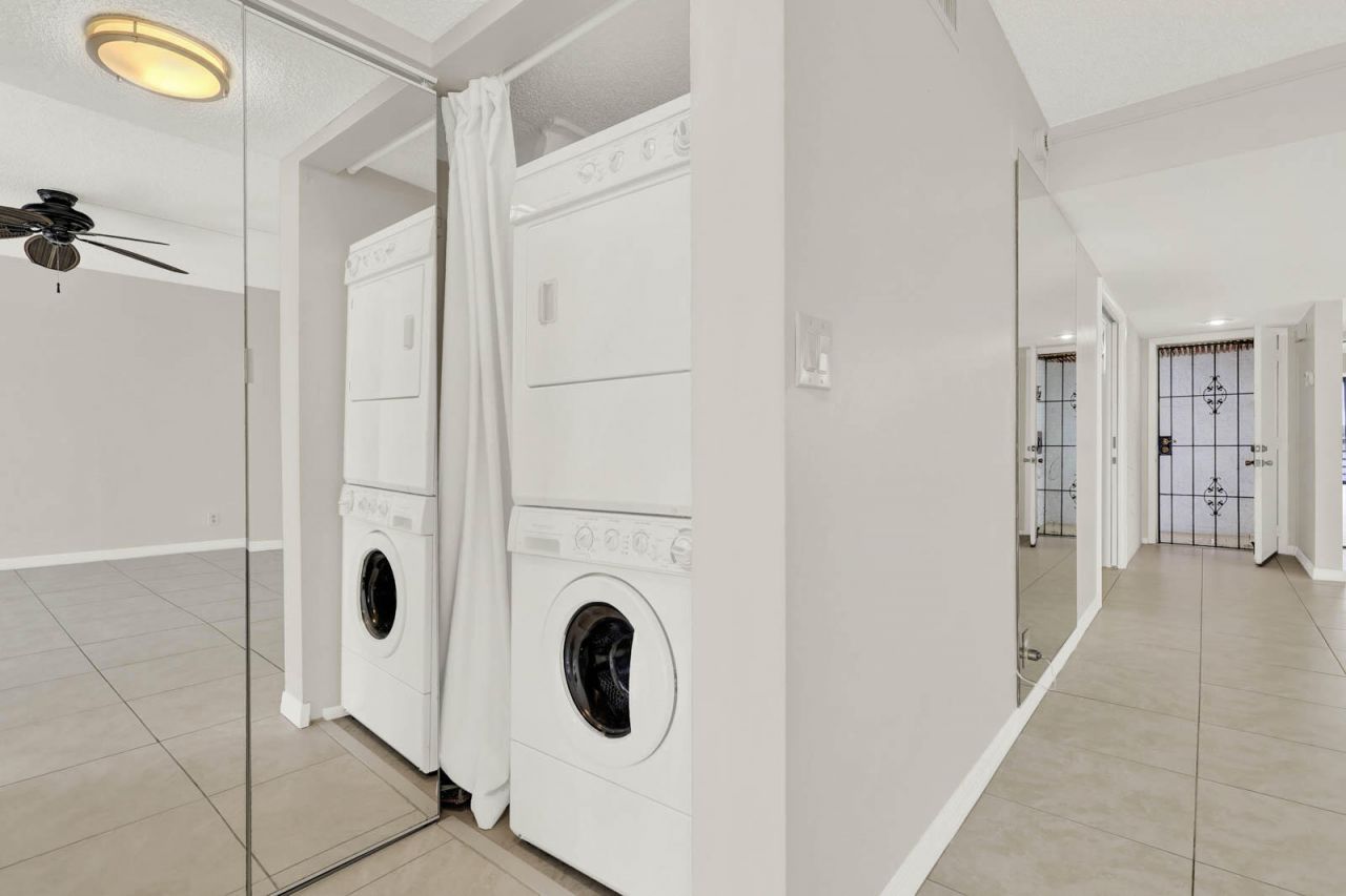 1950 SW Palm City Road, Unit 13-301, Stuart, FL 34994 Photo