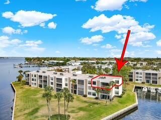 1950 SW Palm City Road, Unit 13-301, Stuart, FL 34994 Photo