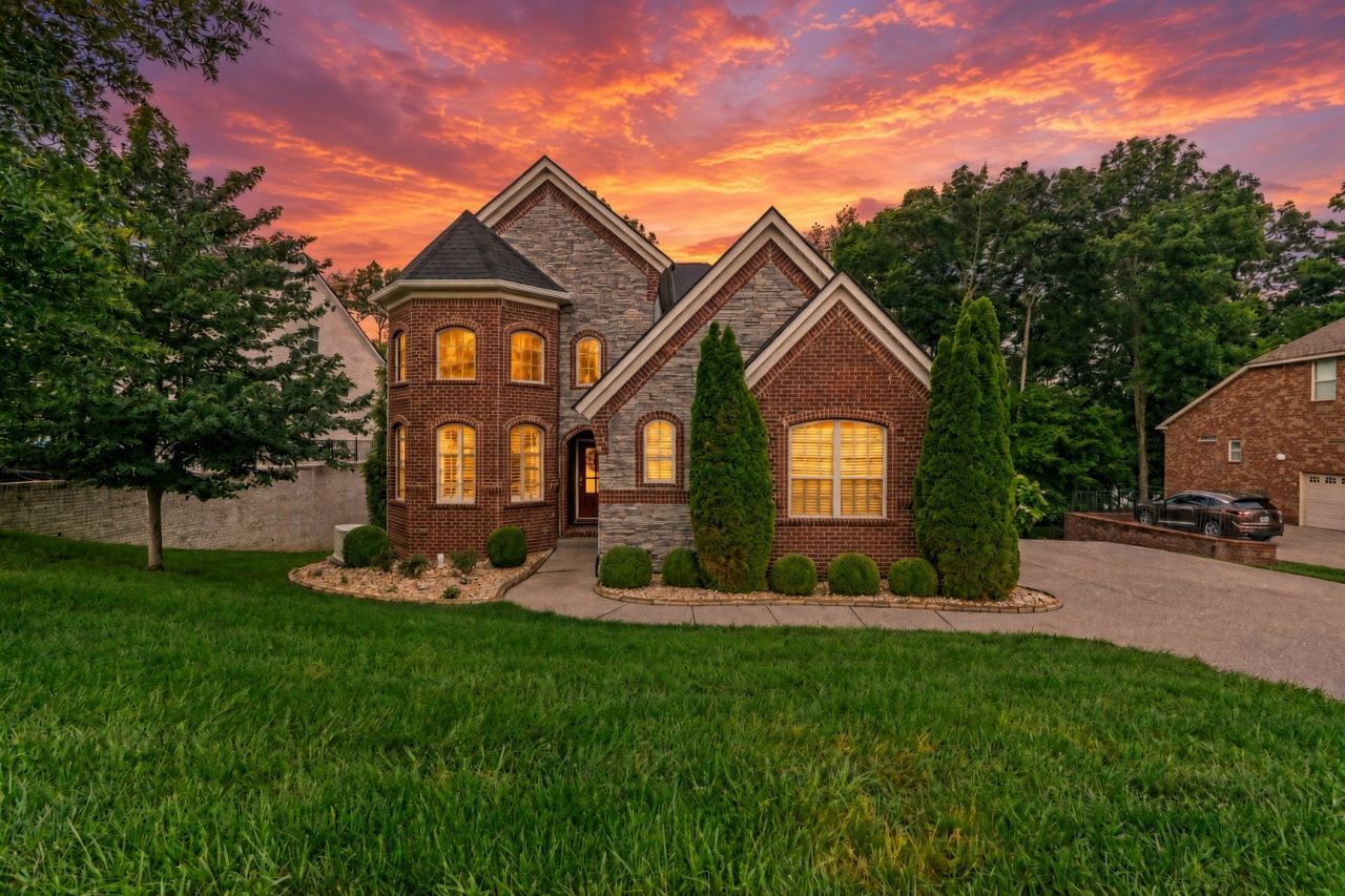133 Windmill Pointe Cir, Hendersonville, TN 37075 Main Photo