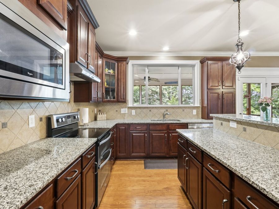 Property Image 38