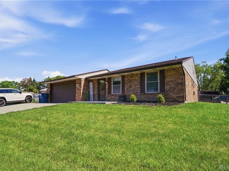 4818 Creeknoll Court, Huber Heights, OH 45424 Photo 5