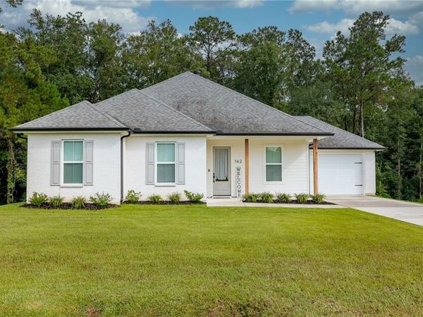 142 MOLDANER Court , Pearl River, LA 70452