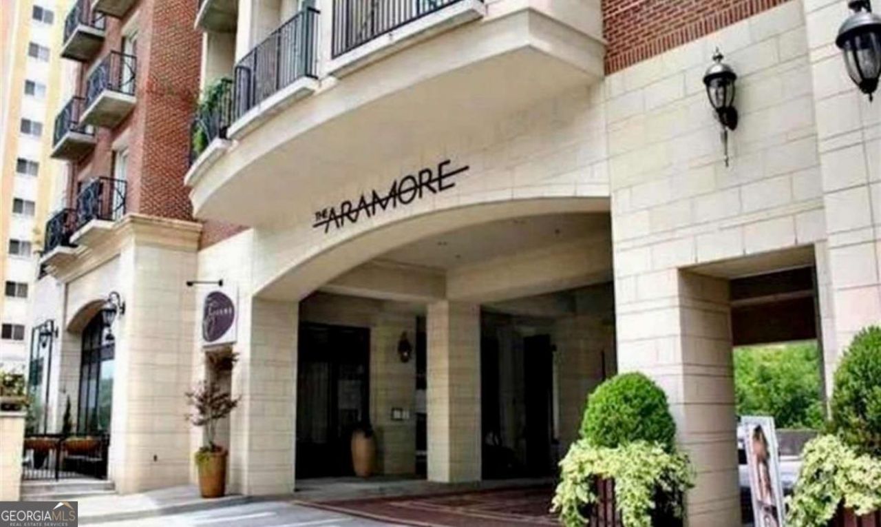 2277 Peachtree Road Ne, Unit 501, Atlanta, GA 30309 Main Photo