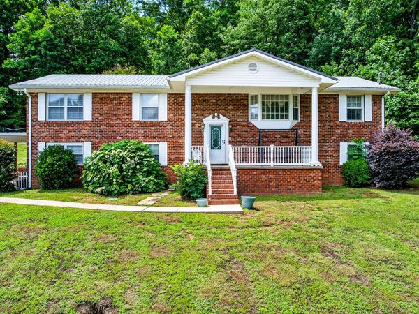 5033 Frontage Road NW, Cleveland, TN 37312