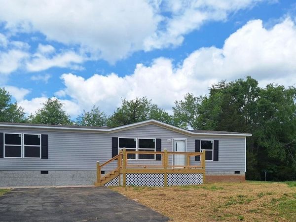 108 County Road 621 , Etowah, TN 37331